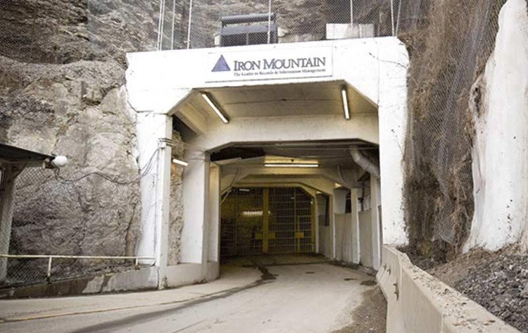 Picture 8 of The stone basement contains 5,000 impregnable gold tons