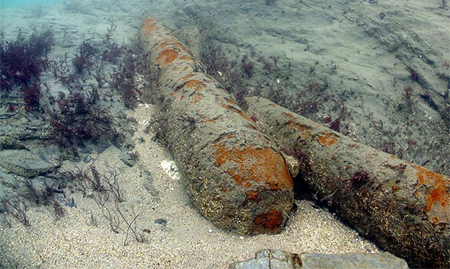 Picture 1 of The storm revealed the most valuable 300-year-old wreck in England