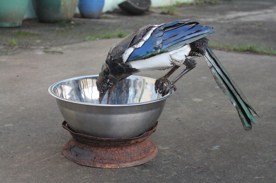 Picture 5 of The strange transformation of scrap at the dexterous hand of man
