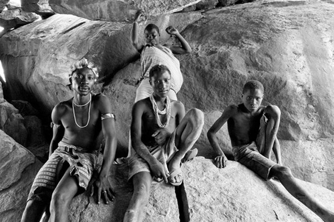 Picture 13 of The strange tribe refused civilization, lived like ten thousand years ago