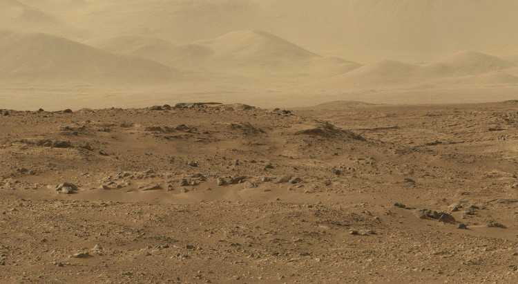 Picture 2 of The surface of Mars has many deadly secrets that we don't know