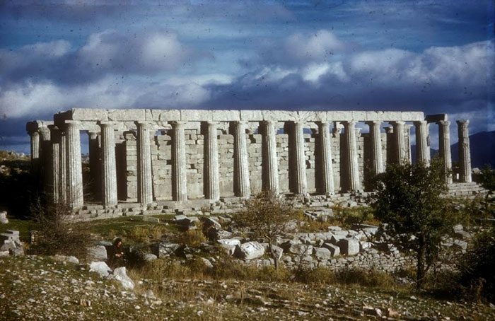 Picture 5 of The temple worshiped Apollo at Bassae
