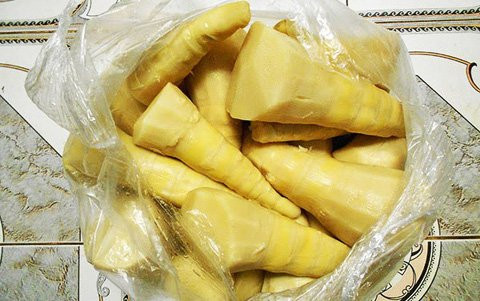 Picture 5 of The terrible effects of yellow umbrella chemicals are used to create color in food