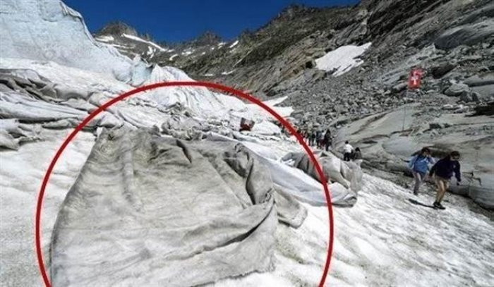 Picture 2 of The thousand-year-old strange spectacle makes viewers look sad
