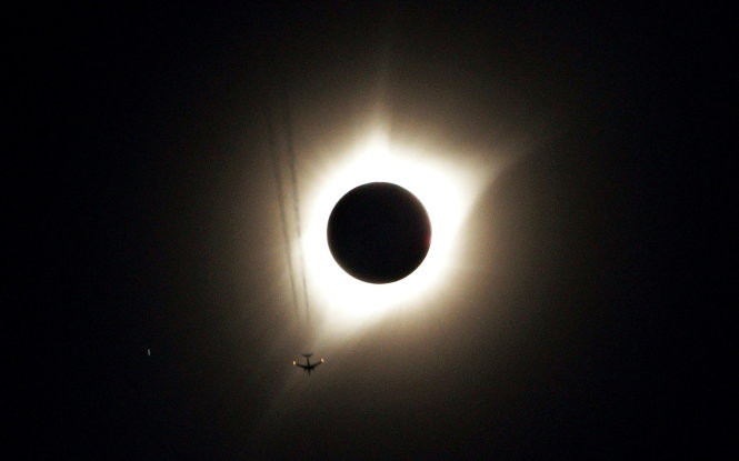 Picture 11 of The total solar eclipse from the west to the east of the United States
