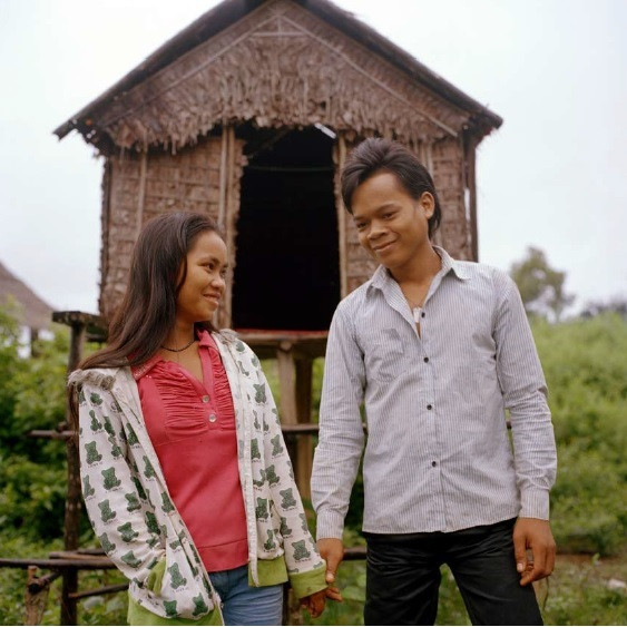 Picture 5 of The tribe where parents build huts for girls 'relationship' with as many people as they want