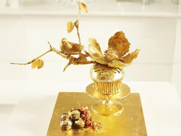 Picture 6 of The truth behind the gold-plated dishes of the super rich world