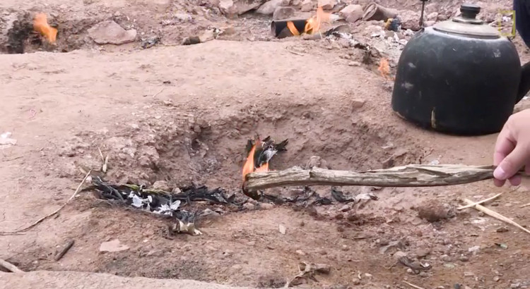 Picture 1 of The underground fire burned for 59 years in China