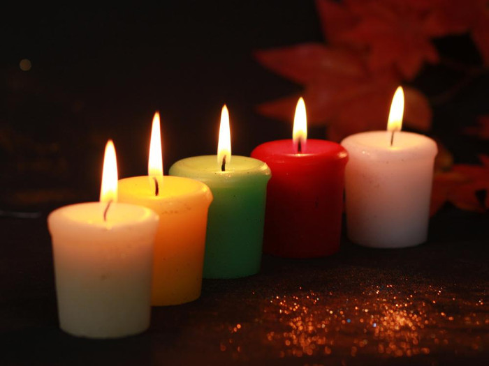 Picture 3 of The unimaginable power comes from burning candles