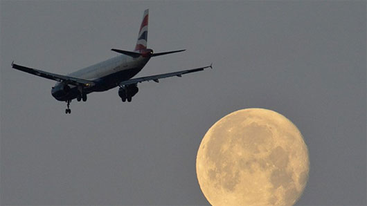 Picture 1 of The unprecedented incident: 13 aircraft suddenly disappeared from the radar