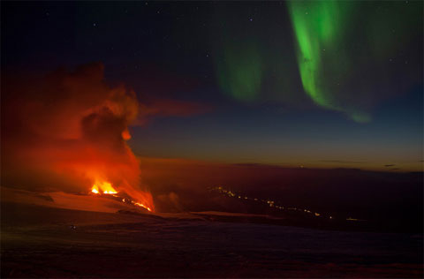 Picture 2 of The unprecedented spectacle of volcanoes in Iceland