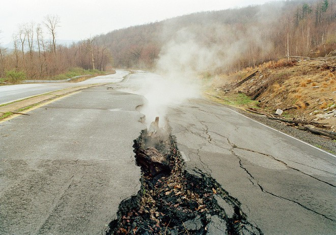 Picture 4 of The unspeakable threat from the immortal fire of 6,000 years of smoldering does not turn off