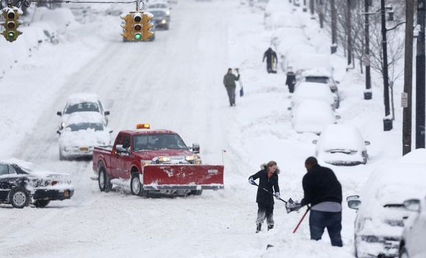 Picture 1 of The US declared a state of emergency due to snow storms