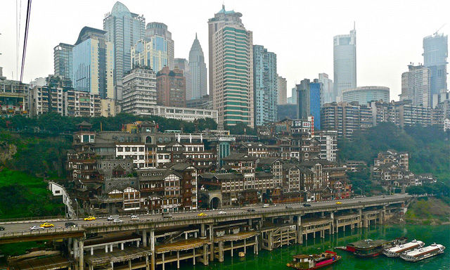 Picture 16 of The vertical city in China - where tourists come only once and never return