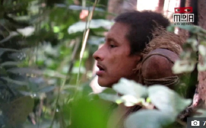 Picture 2 of The video rarely shows the original tribal people in the Amazon forest