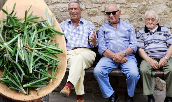 Picture 1 of The village has 300 people living 100 years by eating this spice leaf!