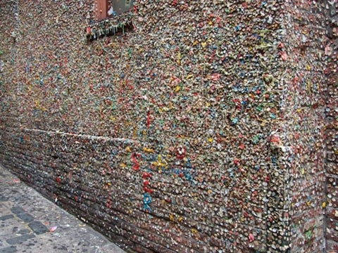 Picture 7 of The wall of gum is famous in America