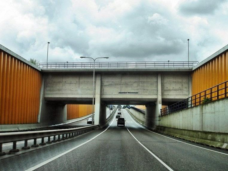 Picture 5 of The water bridge 'breaks every physical law' in the Netherlands
