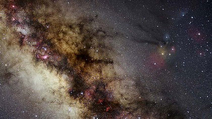 Picture 4 of The whole night sky from 37,440 exposure photos