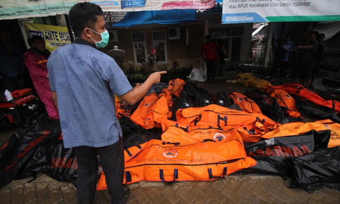 Picture 7 of The wilderness scene in Indonesian town was attacked by tsunamis