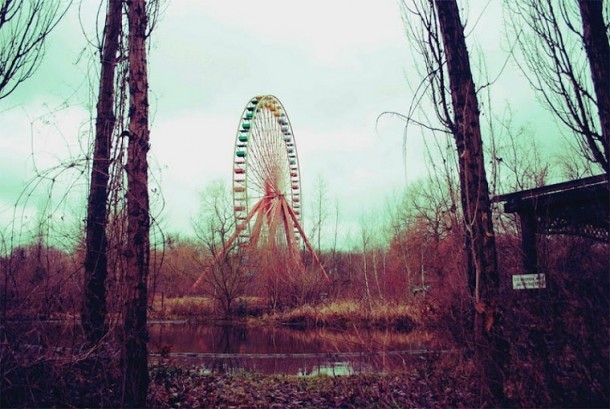 Picture 11 of The wildly abandoned parks in the world