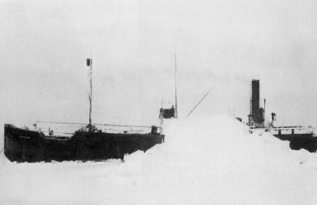 Picture 12 of The world famous ghost ship