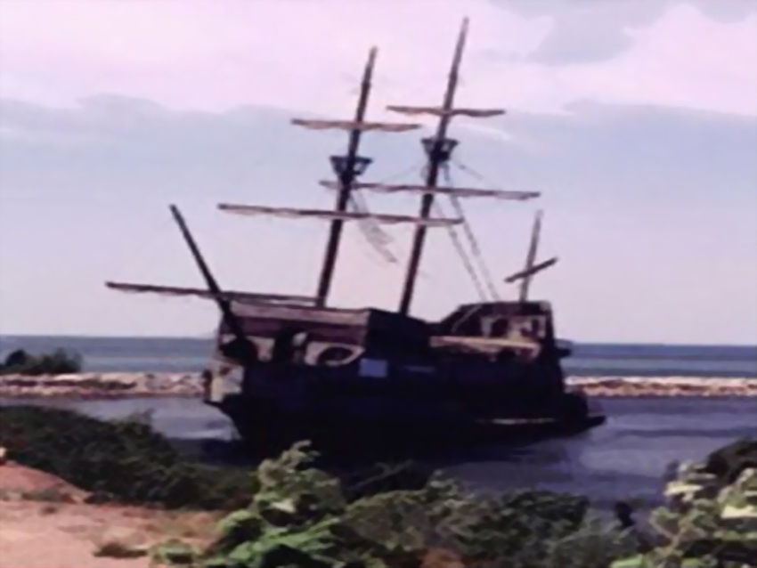 Picture 5 of The world famous ghost ship