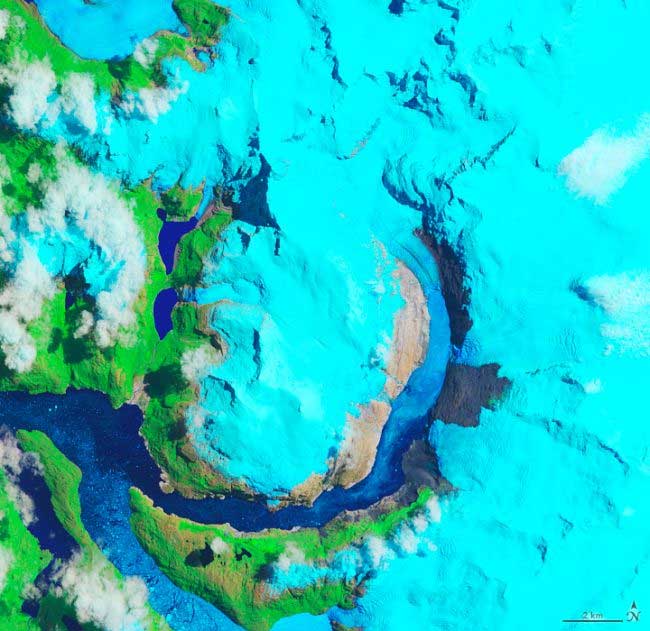 Picture 3 of The world's fastest melting glaciers through satellite images 30 years apart