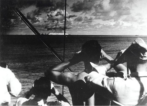 Picture 6 of The world's first underwater nuclear explosion