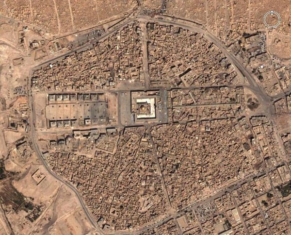 Picture 2 of The world's largest graveyard exists for more than 1,400 years