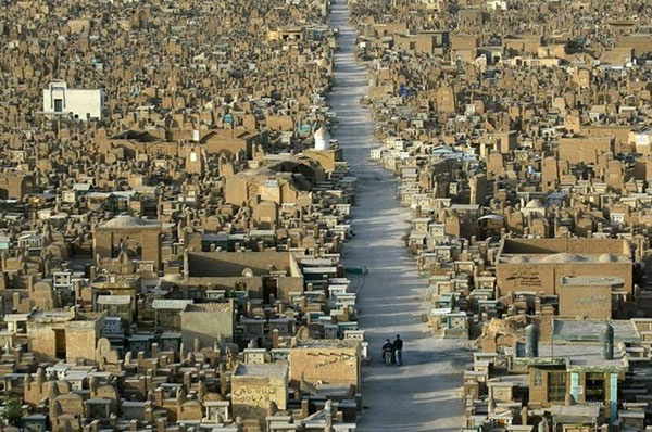 Picture 3 of The world's largest graveyard exists for more than 1,400 years