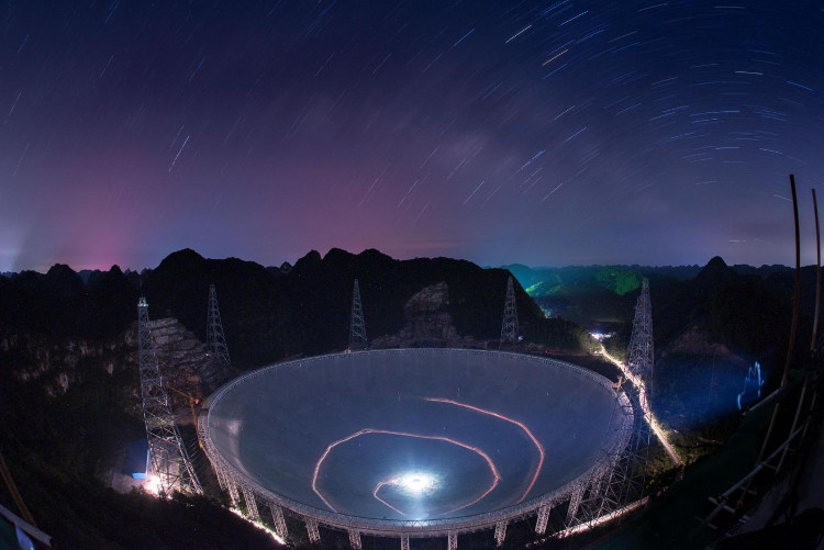 Picture 1 of The world's largest telescope is open to visitors