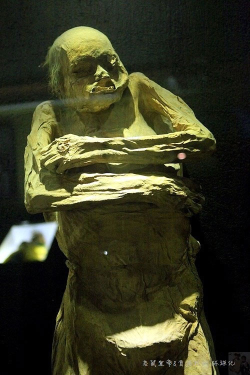Picture 12 of The world's most horrifying corpse museum in Mexico