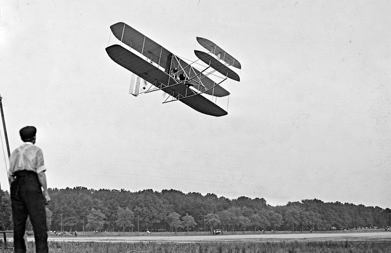 Picture 18 of The Wright brothers' first flights