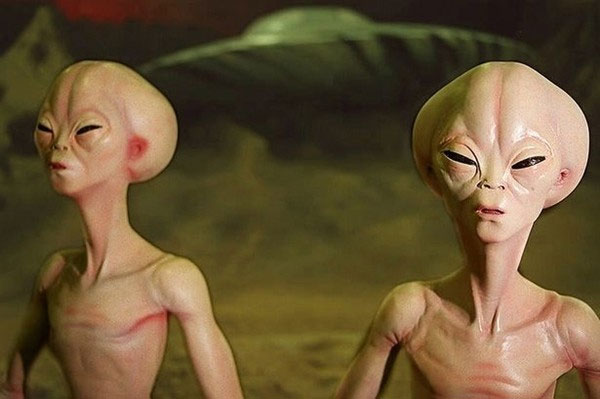 Picture 5 of Theories portray the worries about aliens