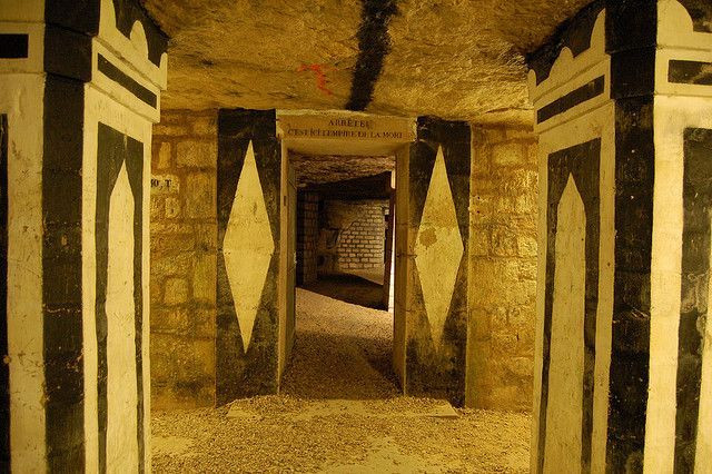 Picture 7 of There is a cemetery hundreds of kilometers underground in Paris