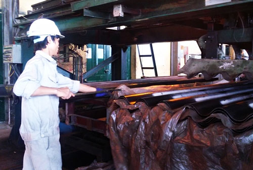 Picture 1 of There will be 6,600 cases of cancer if using asbestos by 2030