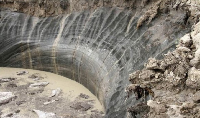 Picture 6 of These mysterious giant craters in Siberia
