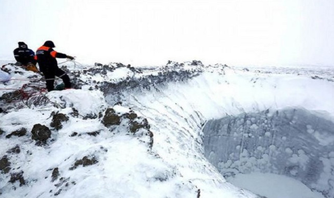Picture 9 of These mysterious giant craters in Siberia