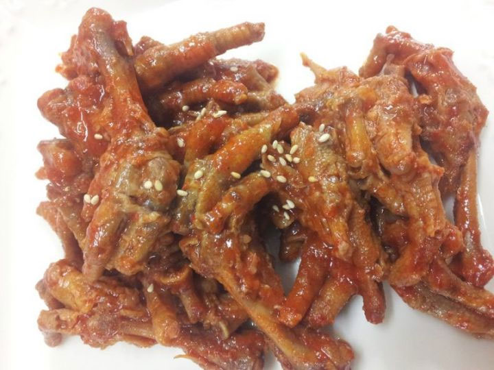 Picture 2 of This is why eating chicken feet is good for health