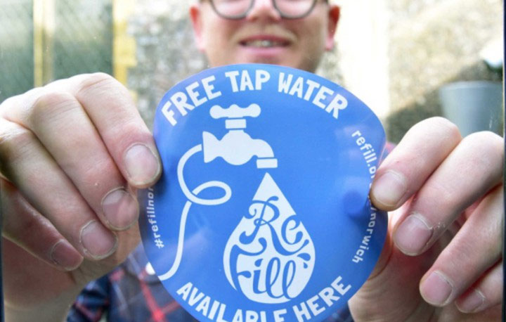 Picture 4 of This machine is a great solution that Wales has used to reduce plastic nationwide