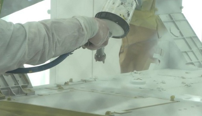 Picture 3 of This process of painting the Mars probe is so complex and meticulous