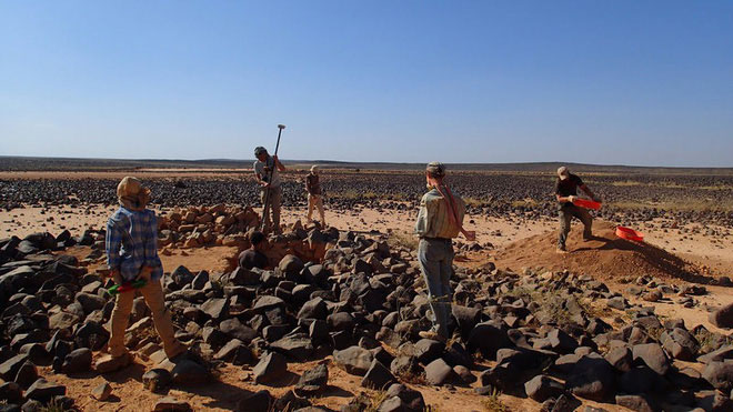 Picture 2 of Thousands of 9000 year old giant 'kites' are scattered throughout the Middle East
