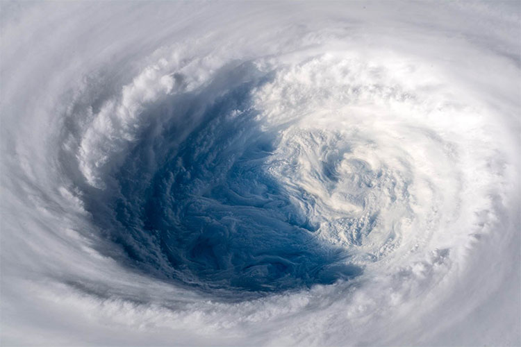 Picture 3 of Threatening Super Typhoon Trami looks from space