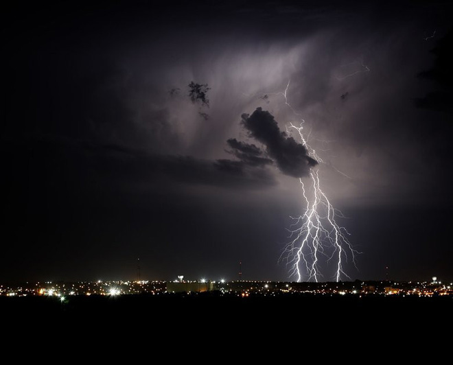 Picture 1 of Thunder also has a very specific smell, have you smelled it yet?