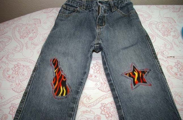 Picture 4 of Tips for 'fire fighting' clothes that are contaminated with bleach
