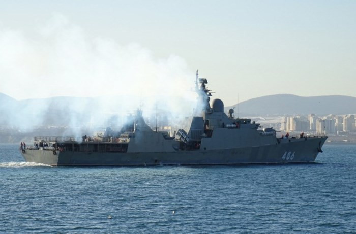 Picture 9 of Too happy to power the new ship Gepard 3.9 to Vietnam
