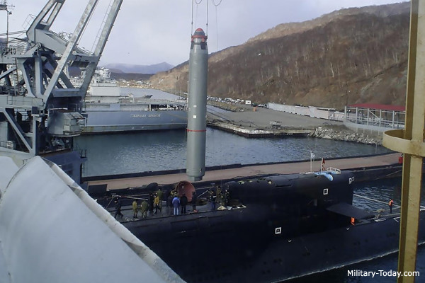 Picture 10 of Top 10 most terrifying intercontinental missiles in the world