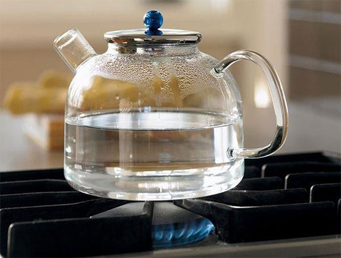 Picture 4 of Top 4 types of harmful water should not be taken immediately after waking up