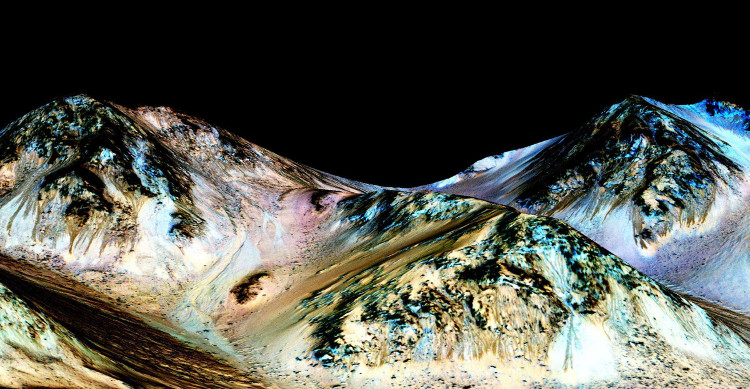 Picture 1 of Traces of liquid water flowing on Mars may be inaccurate